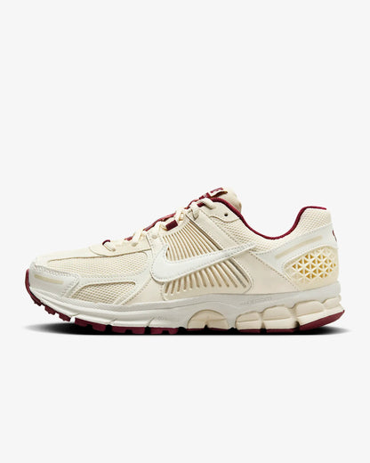 Nike Air Zoom Vomero 5 Shoes