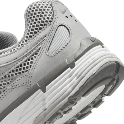 Nike P-6000 Premium Triple Noir
